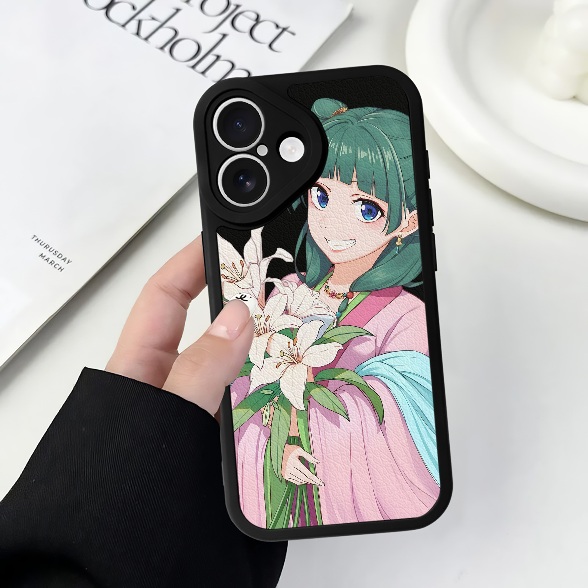 （画像用） 薬屋のひとりごと The Apothecary Diaries 【iPhone 16シリーズ対応】シリコンスマホケース（レザー調） 材質：シリコン